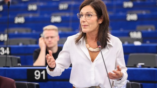 EAJ-PNVk Industria Azelerazioaren legea zuzendu du, Euskadiko energia-industria  bere balio-kate osoan indartzera begira 